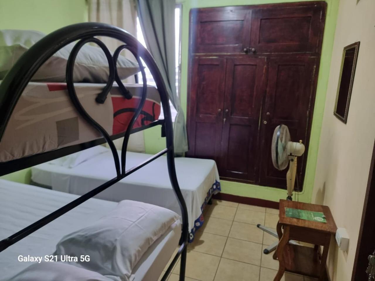 Hostal San Antonio Leon Bagian luar foto