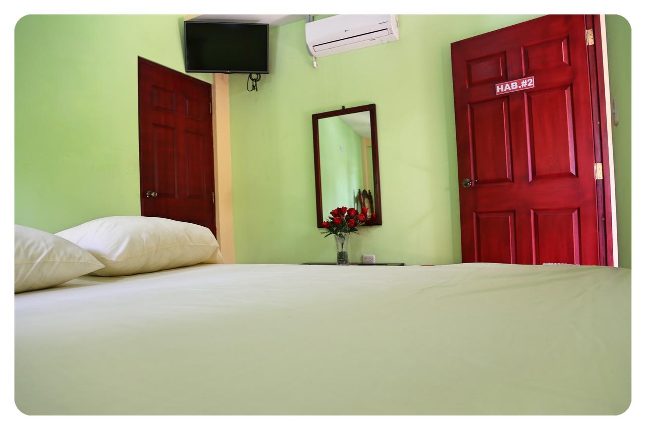 Hostal San Antonio Leon Bagian luar foto