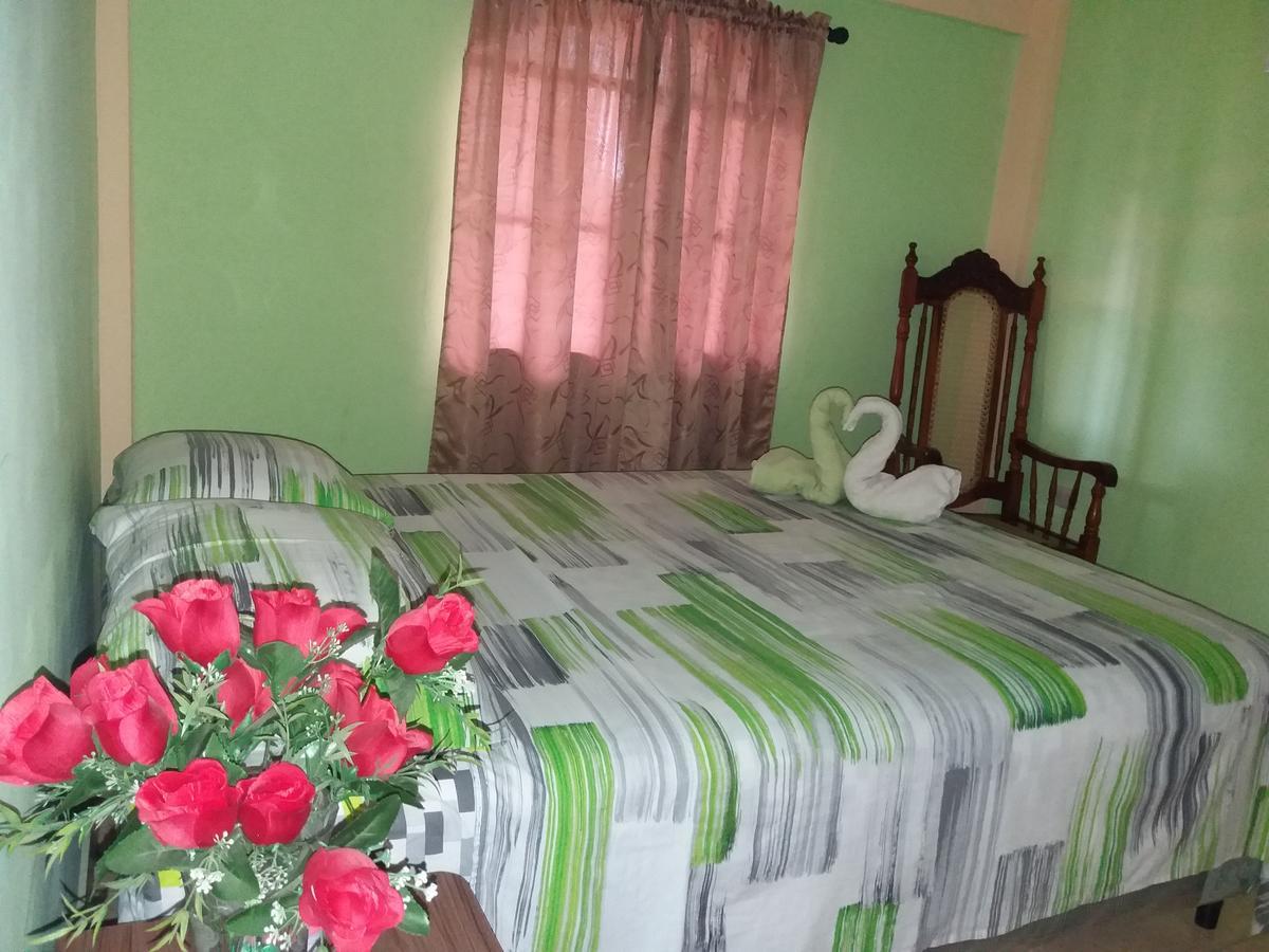Hostal San Antonio Leon Bagian luar foto
